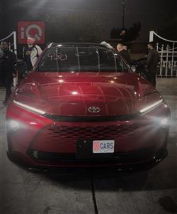 تۆیۆتا كراون سێگنیا